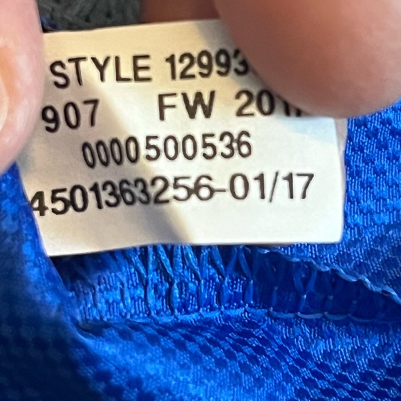 Under Armour boys Windbreaker in blue and gray, half zip with elastic waist - Picture 15 of 16